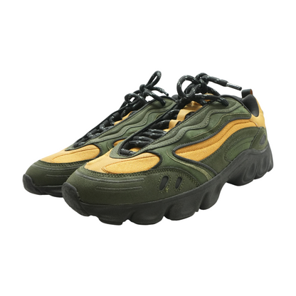 Green Low-Top Athletic Shoes