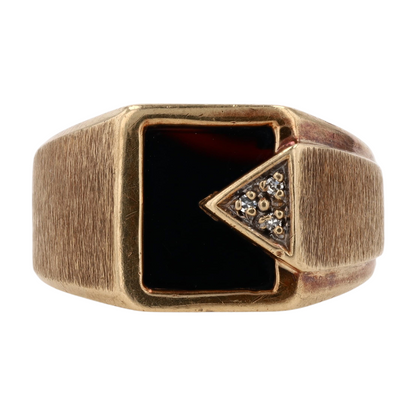 10K Yellow Gold Black Stone Fashion Ring