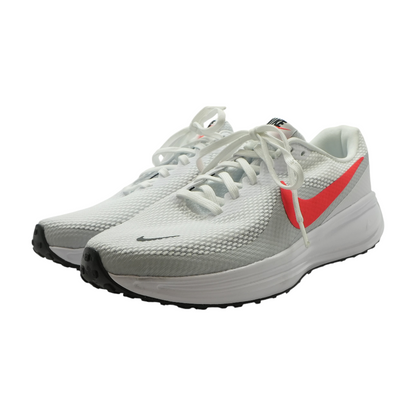 Revolution 8 Low-Top Athletic Shoes