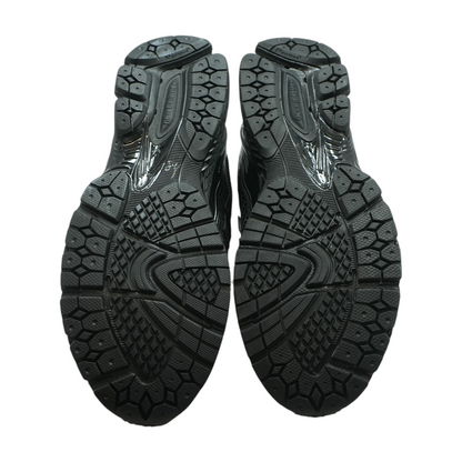 1906R Low-Top Athletic Shoes