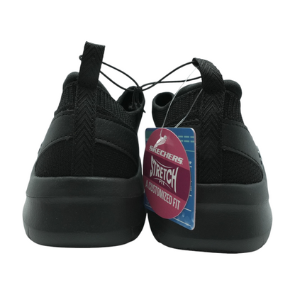 Black Low-Top Athletic Shoes