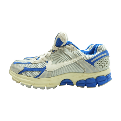 Zoom Vomero 5 Low-Top Athletic Shoes