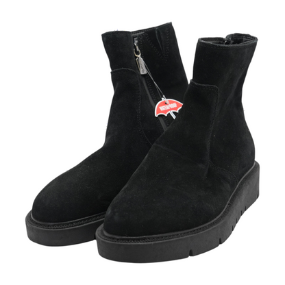 Blondo Black Ankle Boots – Image 2