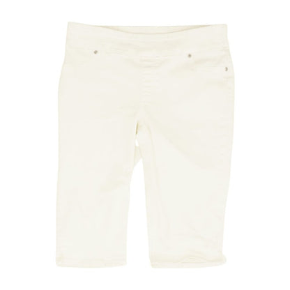White Solid Capri Pants