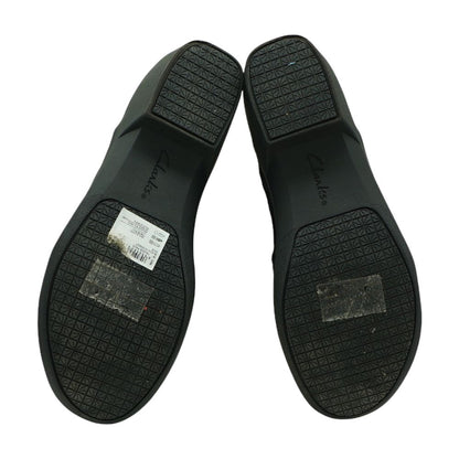Black Slip-On Athletic Shoes