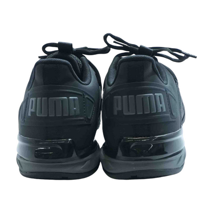 Graviton Low-Top Athletic Shoes