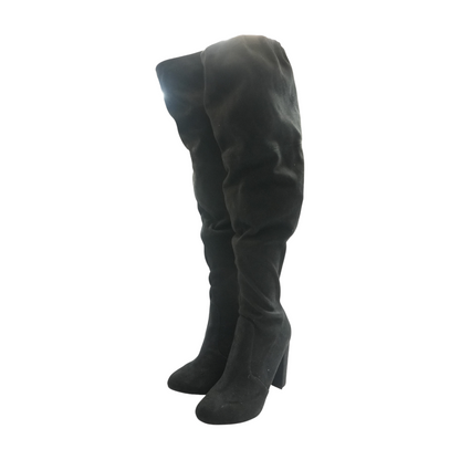 Black Boots