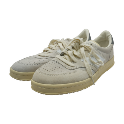 T500 Low-Top Athletic Shoes