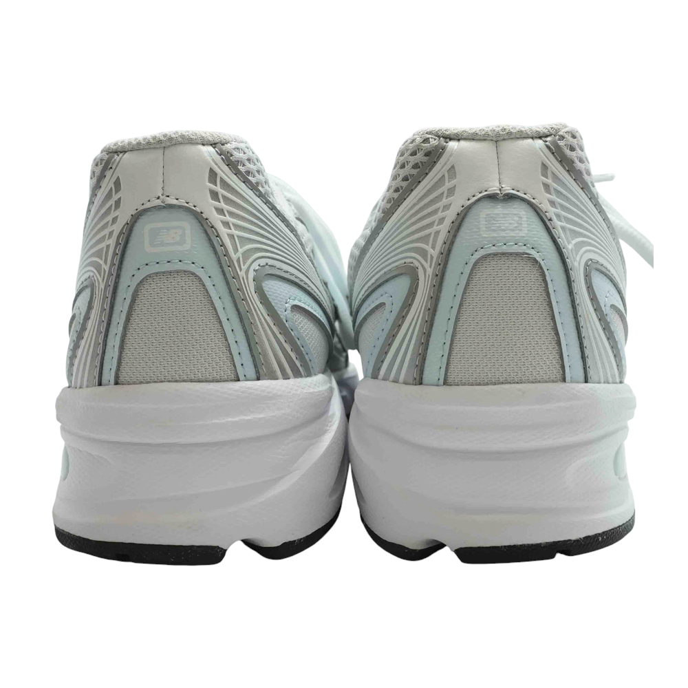740 Low-Top Athletic Shoes