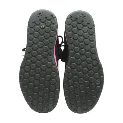 Wildcat Black Low Top Athletic Shoes