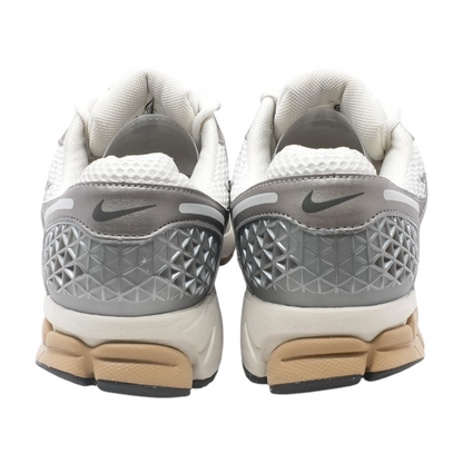 Zoom Vomero 5 Metallic Pewter Low-Top Athletic Shoes