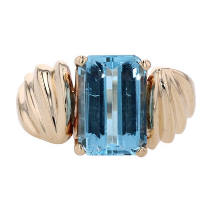 14K Yellow Gold Topaz Fashion Ring