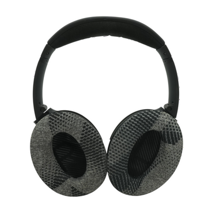 Bose Black QuietComfort 35 Series II Noise Cancelling Headphones With Patterned Earpads – Image 2