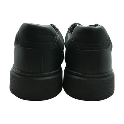 Black Low-Top Athletic Shoes