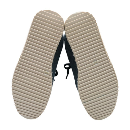Gray Low Top Athletic Shoes