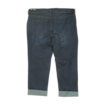 Blue Plus Size Solid Denim Capris