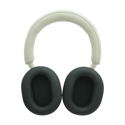 Silver WH-1000XM5 Noise Cancelling Headphones with Black Earpads
