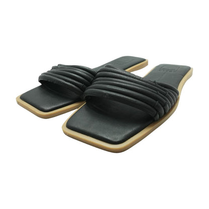 Black Flat Sandals
