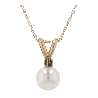 14K Yellow Gold Cultured Pearl Pendant Necklace