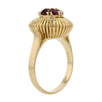 18K Yellow Gold Red Stone Fashion Ring