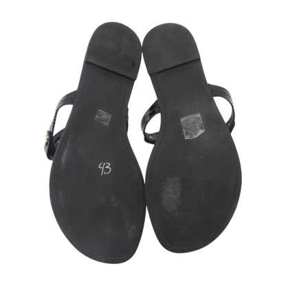 Black Flat Sandals