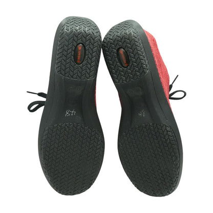 Red Low Top Athletic Shoes