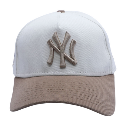 New Era Beige New York Yankees Ballcap – Image 1
