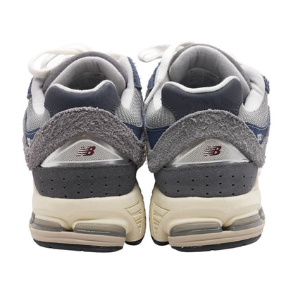 2002R Gray Low Top Athletic Shoes