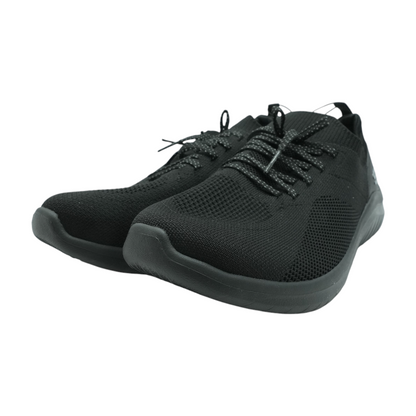 Black Low-Top Athletic Shoes