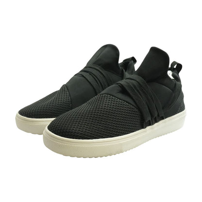 Black Low Top Athletic Shoes