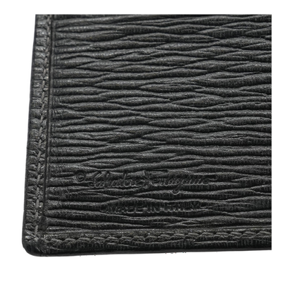 Textured Leather Bifold Wallet with Metallic Logo Plate