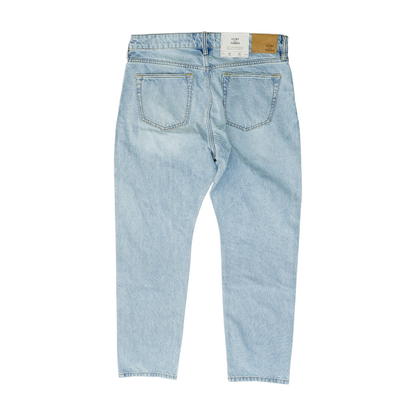 Straight Jeans