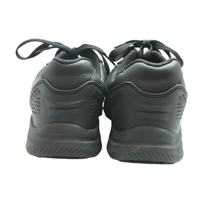 Black Low-Top Athletic Shoes