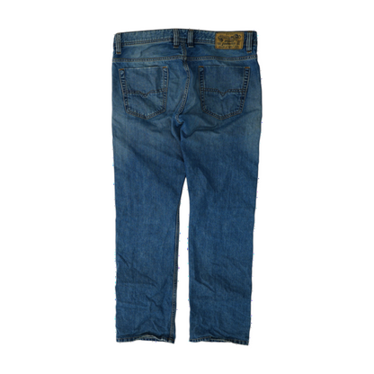 Straight Jeans