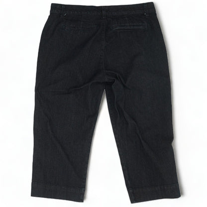 Navy Solid Capri Relaxed Jeans
