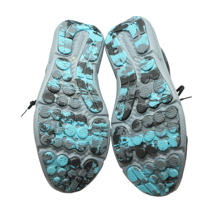 Charged Assert Low-Top Athletic Shoes
