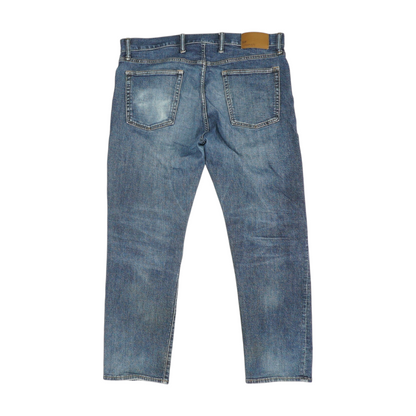 Straight Jeans