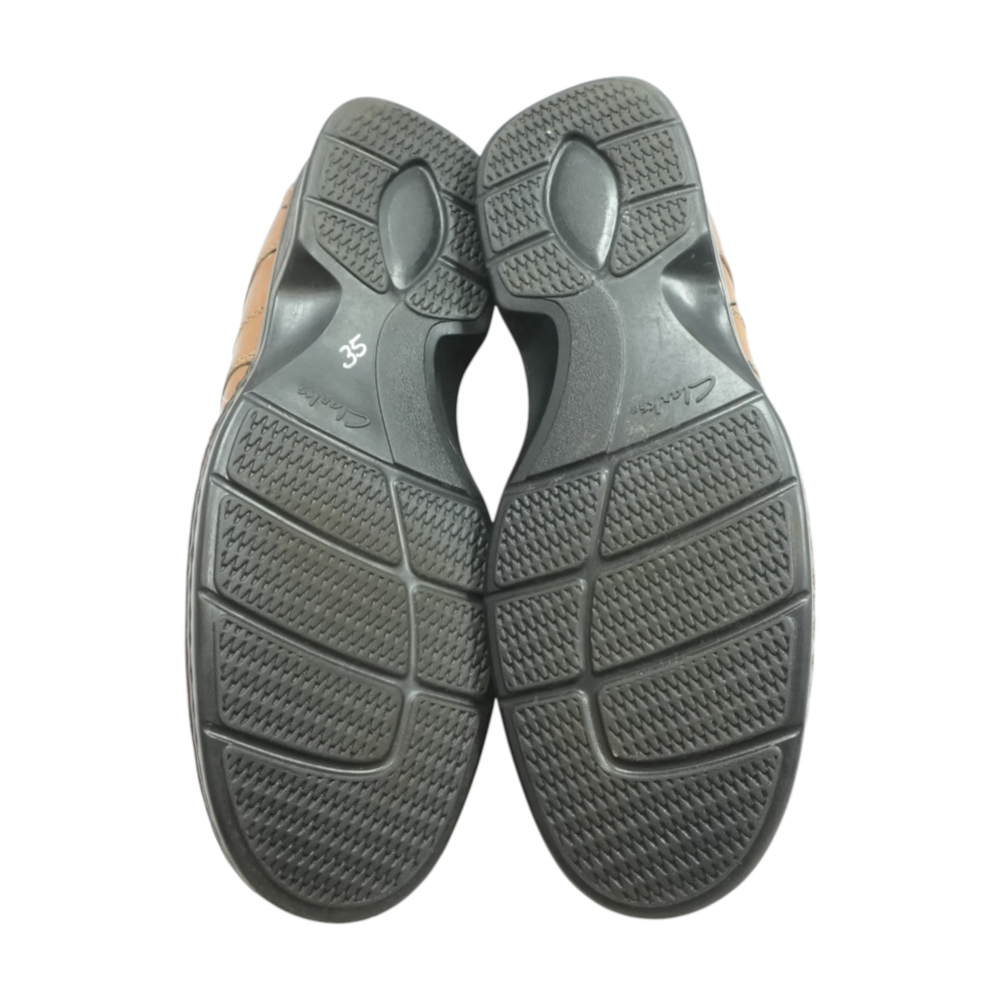 Brown Lace-Up Casual Shoes