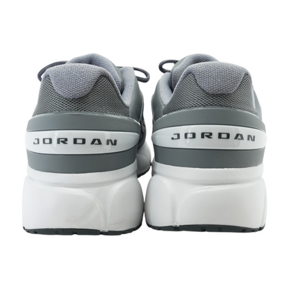 Jordan Trunner Flow Low-Top Athletic Shoes