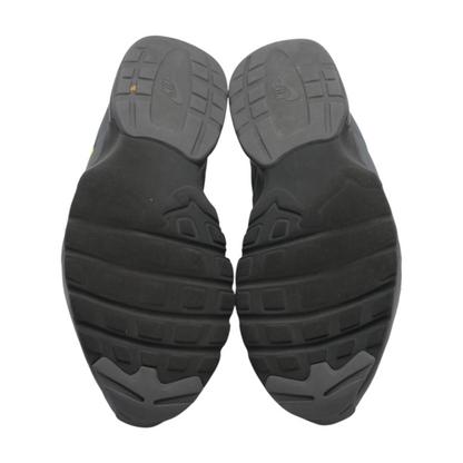 Air Max Invigor Low-Top Athletic Shoes