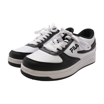 A Low Low-Top Athletic Shoes
