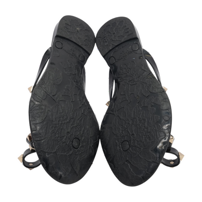 Black Sandals