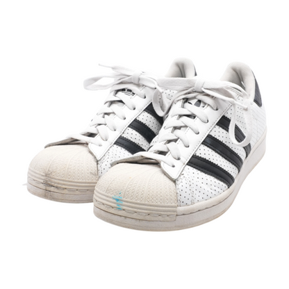 Superstar Low-Top Athletic Shoes