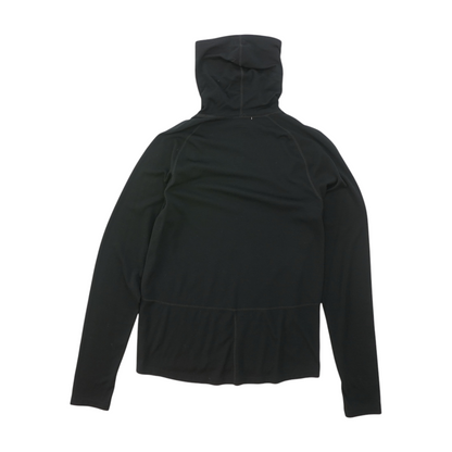 Black Solid Sweatshirt Pullover