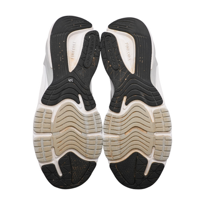 990v4 Low-Top Athletic Shoes