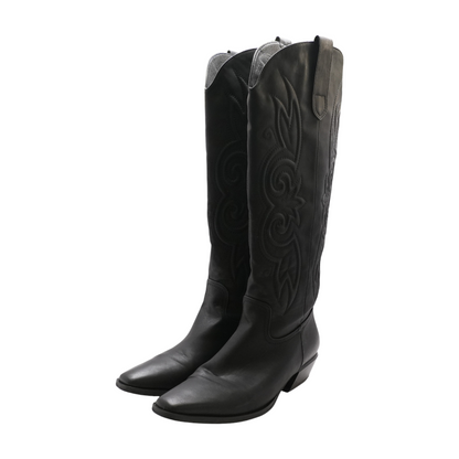 Black Boots