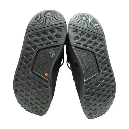 NMD_R1.V2 Black Low Top Athletic Shoes