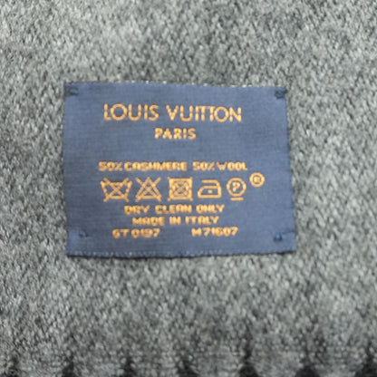 Gray Gradient Scarf
