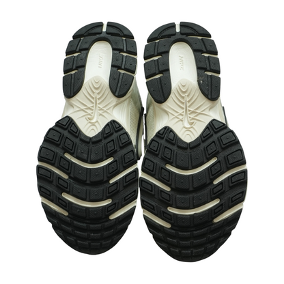 V5 RNR Athletic Shoes