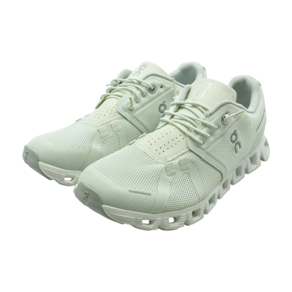 Cloud 5 Low-Top Athletic Shoes